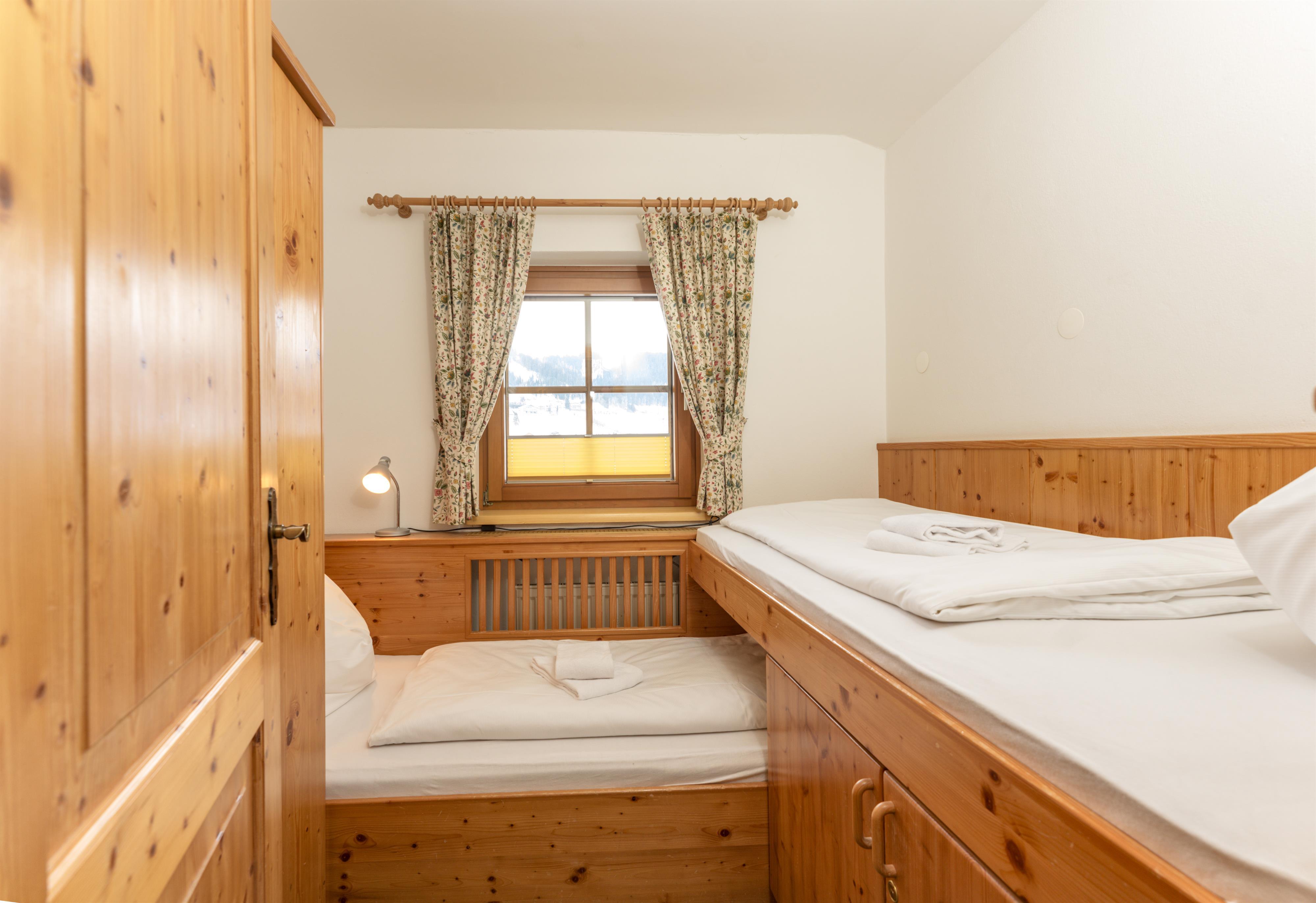 Coburg Apartments Top 4 Sky Planai Base | Cozy top-floor alpine stay with balcony & Planai views — apartment at Schladming Appartements Maria Gruber GmbH, Schladming — photo 5 of 10
