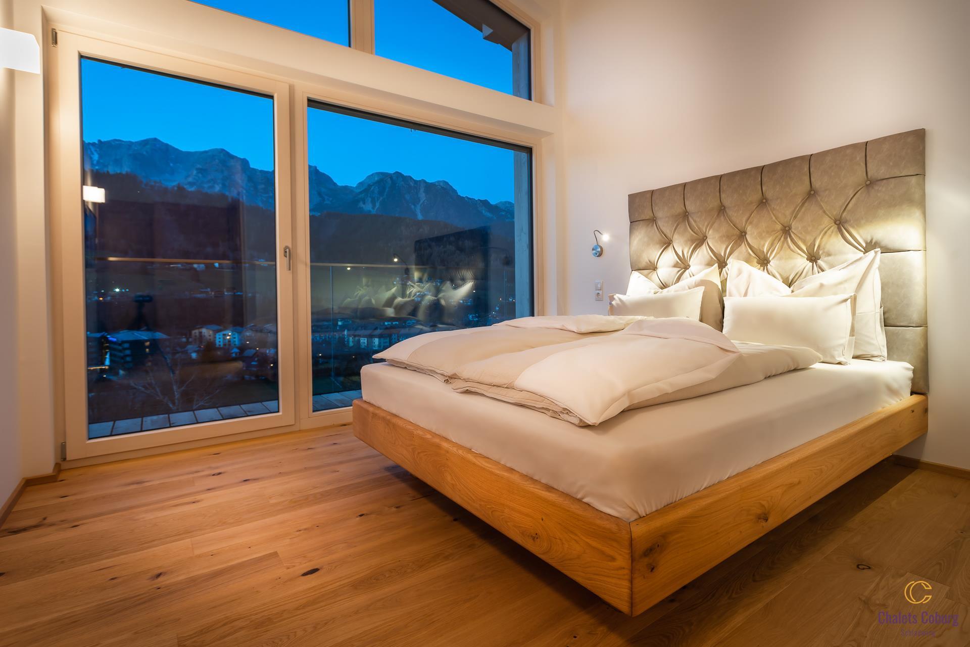 Coburg ON TOP XXL | Pool View | Private Sauna & Panoramic Rooftop Terraces — apartment at Schladming Appartements Maria Gruber GmbH, Schladming — photo 13 of 43