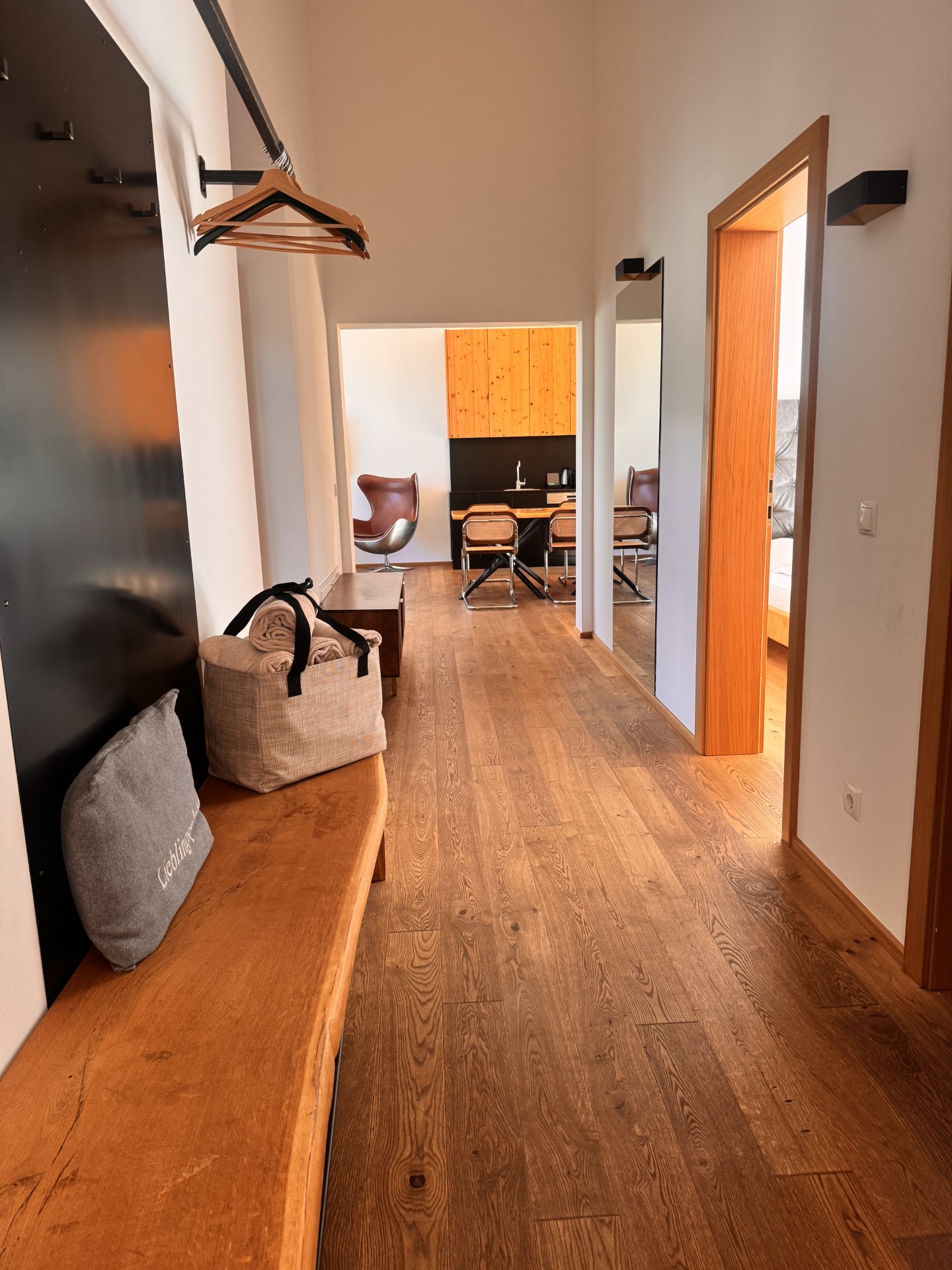 Coburg ON TOP XXL | Rooftop Terrace | Private Sauna & Dachstein View — apartment at Schladming Appartements Maria Gruber GmbH, Schladming — photo 8 of 47