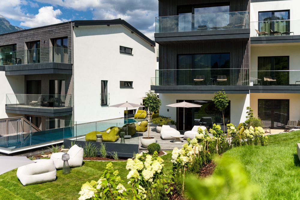 Coburg ONE | Pool View | Breakfast & Sunny Boutique Ease — apartment at Schladming Appartements Maria Gruber GmbH, Schladming — photo 10 of 31