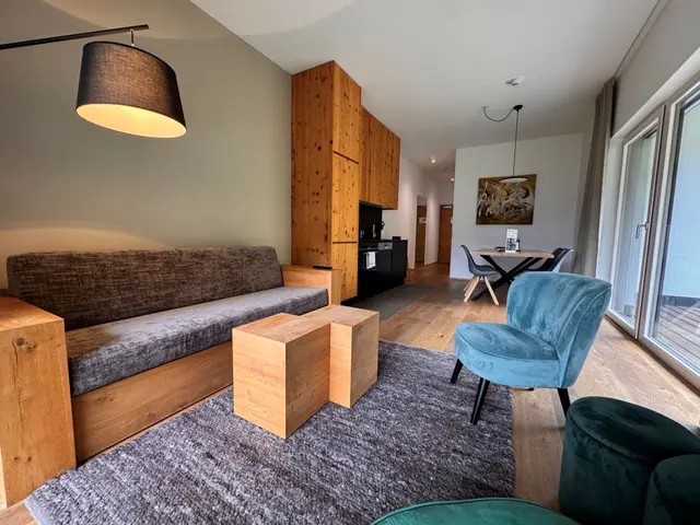 Coburg ONE | Pool View | Breakfast & Sunny Boutique Ease — Schladming Appartements Maria Gruber GmbH, Schladming (9/31)
