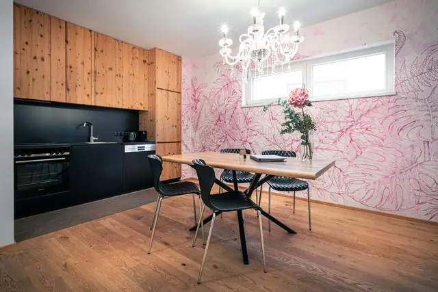 Coburg QUEEN Bardot | Zwembadzicht, zonsondergang balkon & ontbijt — Schladming Appartements Maria Gruber GmbH, Schladming (15/30)
