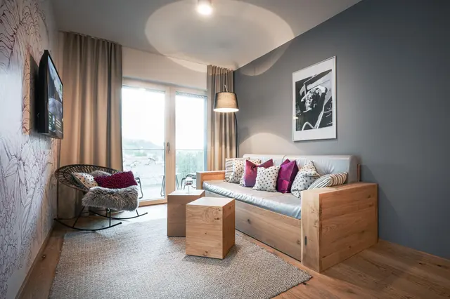 Coburg QUEEN Frida | Private Garden | Pool Access & Breakfast — Schladming Appartements Maria Gruber GmbH, Schladming (13/28)