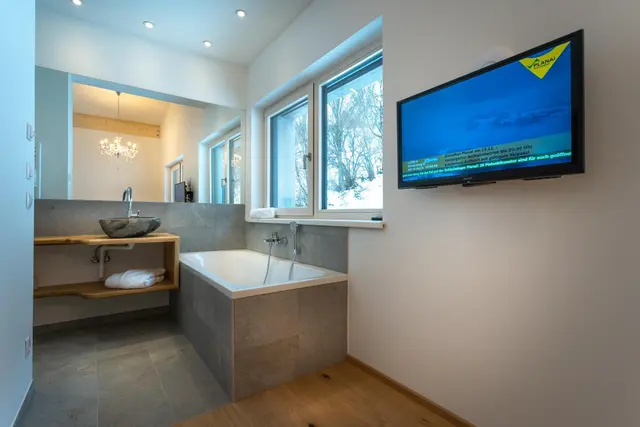 Coburg SKY LOFT | Pool View, XXL Rooftop Terrace & Private Sauna | Loft Living — apartment at Schladming Appartements Maria Gruber GmbH, Schladming — photo 19 of 43