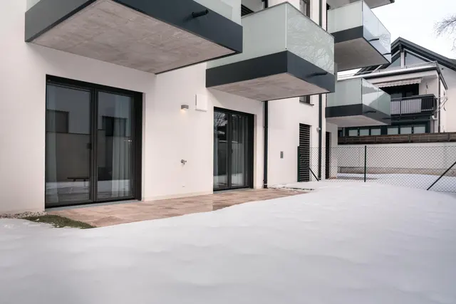 Conrad 5 private Spa| Premium Alpine Stay mit Sauna nahe Zentrum & Planai | Terrasse | Planaiblick — Schladming Appartements Maria Gruber GmbH, Schladming (11/13)