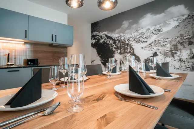 Conrad 5 private Spa| Premium Alpine Stay mit Sauna nahe Zentrum & Planai | Terrasse | Planaiblick — Schladming Appartements Maria Gruber GmbH, Schladming (2/13)