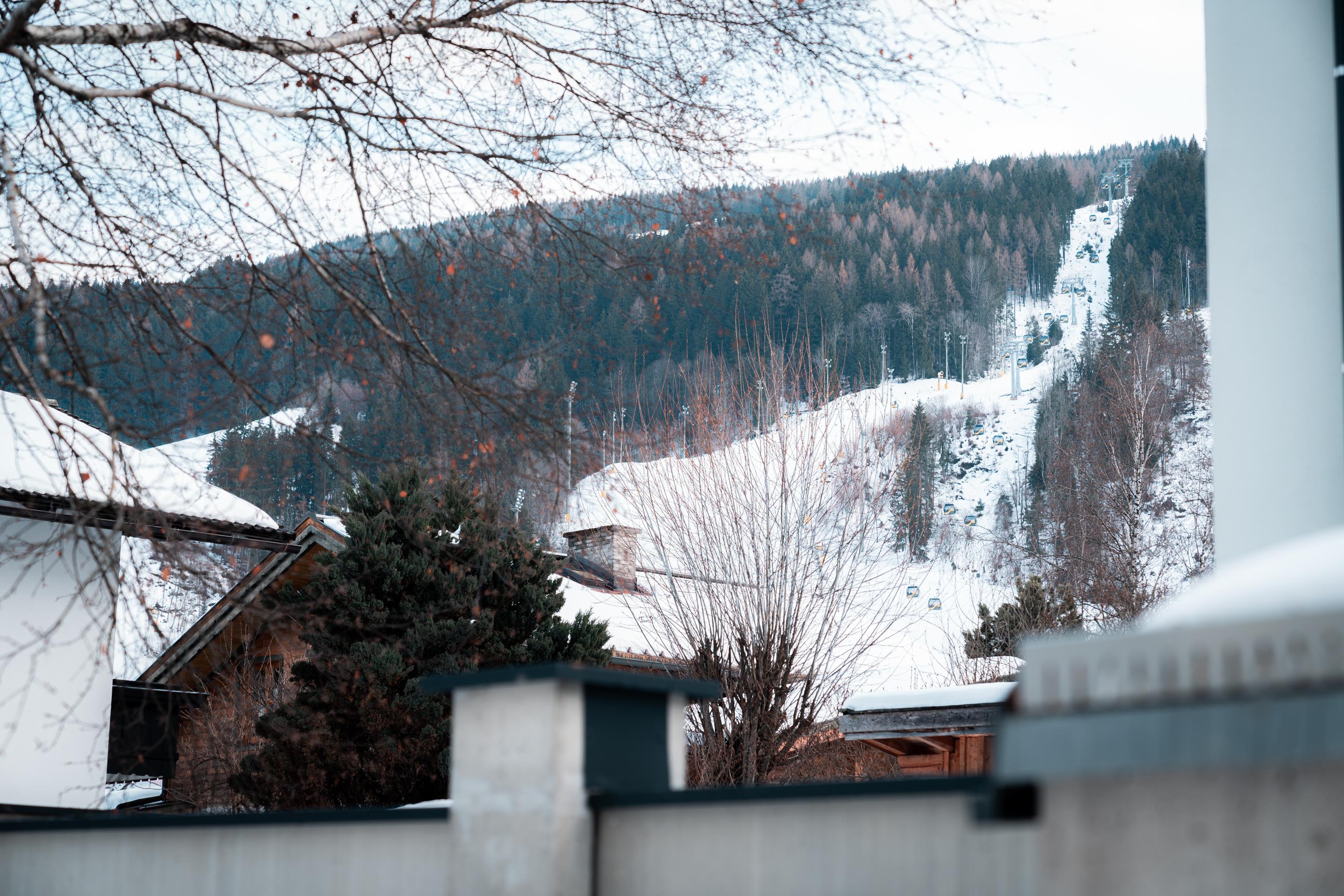 Conrad 5 | 2 bedrooms and Conrad Top 5 Private Spa | Premium alpine stay with private sauna, terrace & Planai views near town and Planai — apartment at Schladming Appartements Maria Gruber GmbH, Schladming — photo 4 of 13
