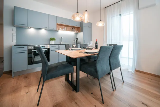 Conrad Top 10 Classic large | Premium Alpine Stay mit Terrasse | nahe Zentrum & Planai | Planai View — Schladming Appartements Maria Gruber GmbH, Schladming (3/10)