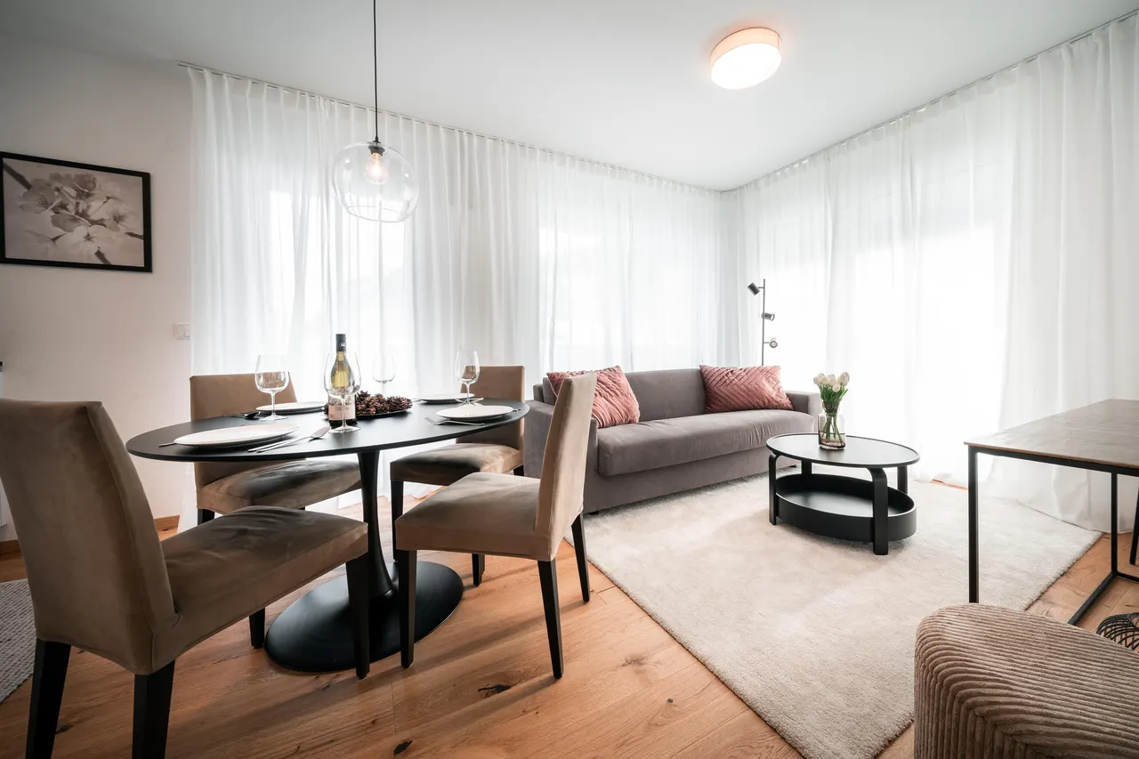 Conrad Top 16 Classic | Premium Alpine Stay mit Terrasse | nahe Zentrum & Planai | Planai View – Schladming Appartements Maria Gruber GmbH