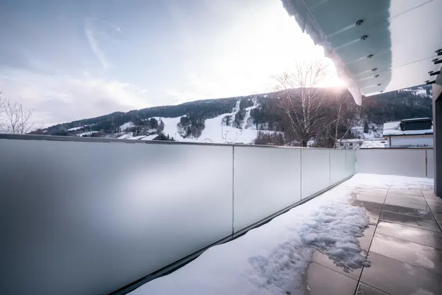 Conrad Top 17A Sky View | Premium Alpine Stay im obersten Stock mit Terrasse & Planai-Blick — Schladming Appartements Maria Gruber GmbH, Schladming (5/13)