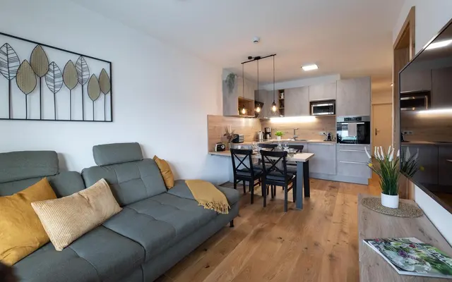 Conrad Top 8 Classic | Premium Alpine Stay mit Terrasse | nahe Zentrum & Planai | Hochwurzen View — Schladming Appartements Maria Gruber GmbH, Schladming (3/10)