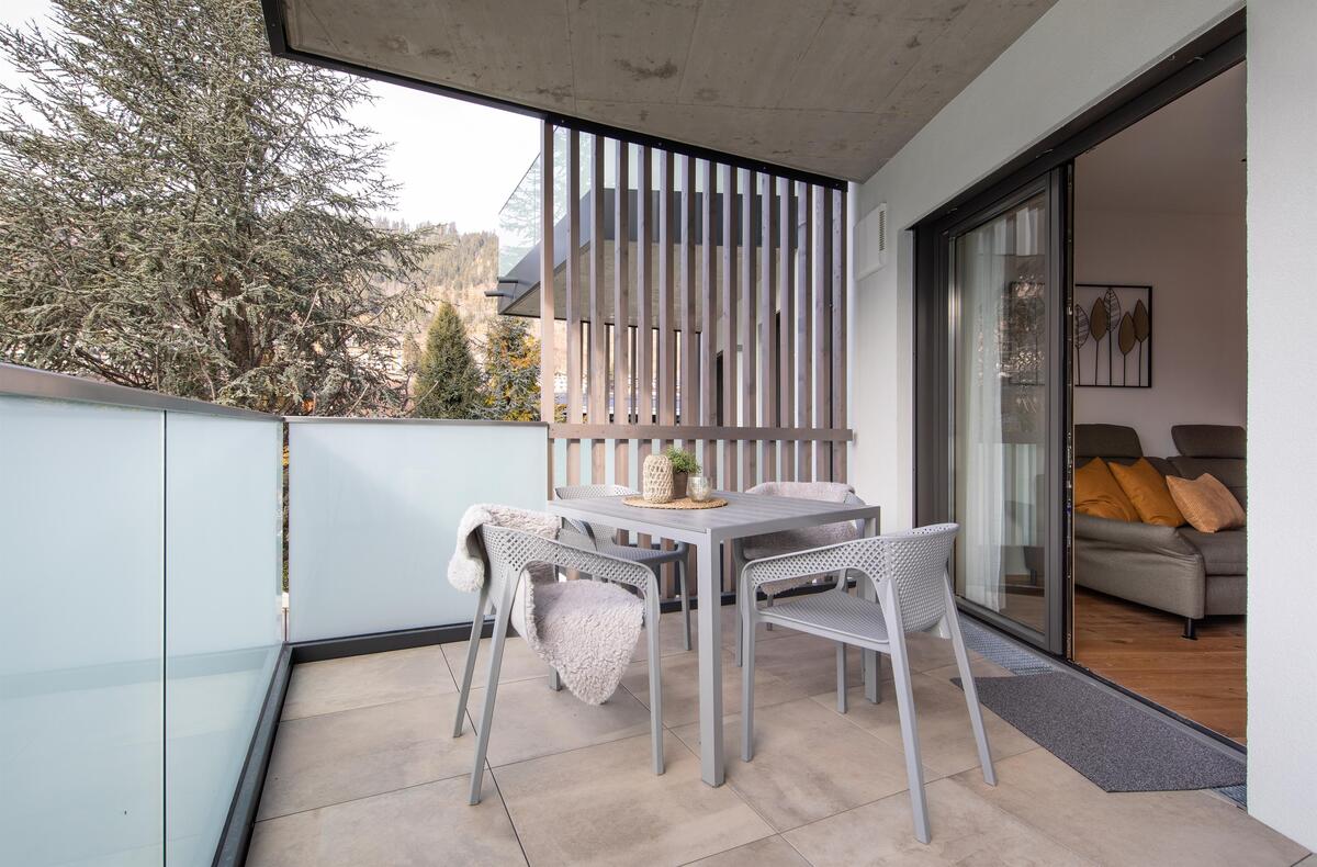 Conrad Top 8 Classic | Premium alpine stay with terrace & Hochwurzen views near town and Planai — apartment at Schladming Appartements Maria Gruber GmbH, Schladming — photo 7 of 10