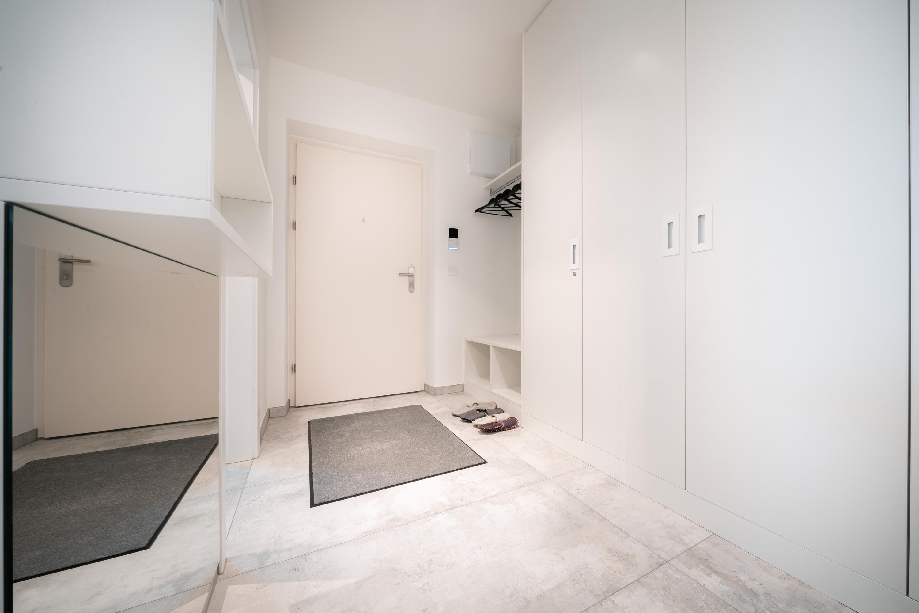 Conrad Top 9 Classic | Premium alpine stay with terrace & Hochwurzen views near town and Planai — apartment at Schladming Appartements Maria Gruber GmbH, Schladming — photo 10 of 12