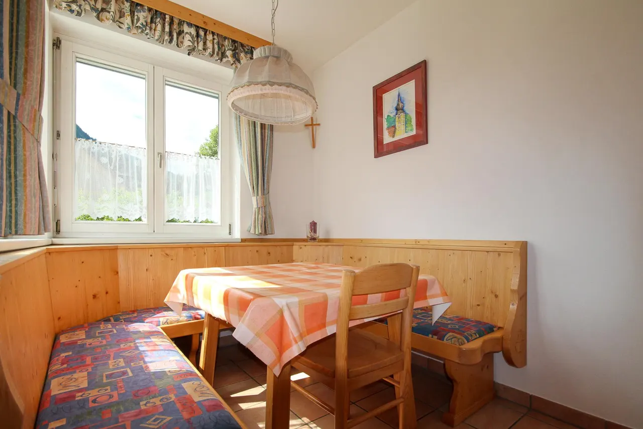 Dachsteingasse Top 15 City | smartes ruhiges Appartement nahe Zentrum & Planai mit Balkon | Sauna im Haus – Schladming Appartements Maria Gruber GmbH