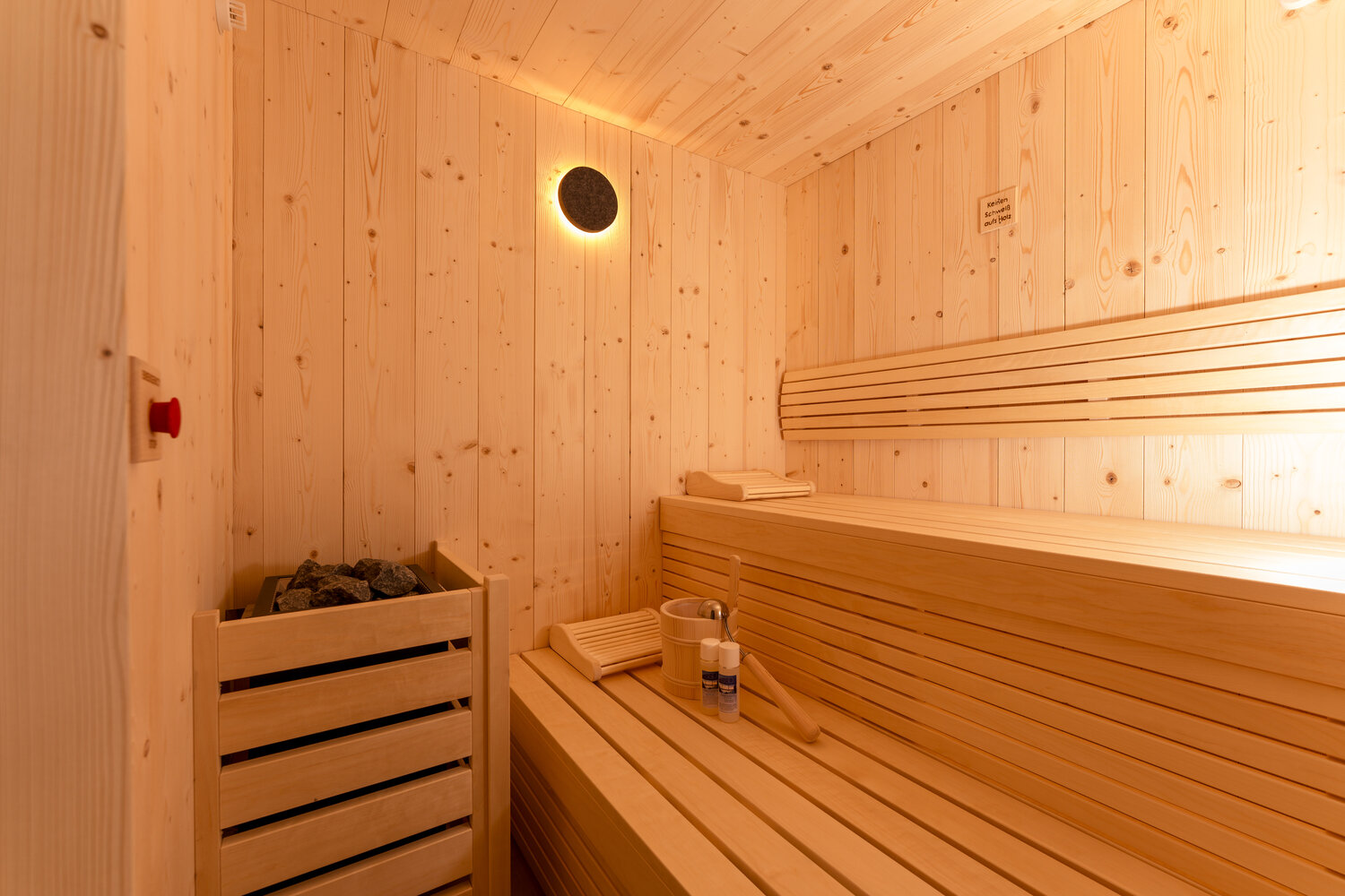 Enns Collection Top 2 Private Spa XXL | Premium design apartment with private sauna, terrace & ski depot – between the Enns, train station & Planai West — apartment at Schladming Appartements Maria Gruber GmbH, Schladming — photo 3 of 12