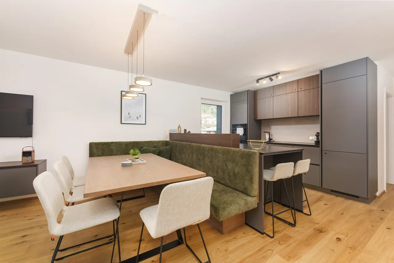 Enns Collection Top 5 Design XXL | Premium Design-Apartment mit Balkon & Waschmaschine – zwischen Enns, Bahnhof & Planai West – Schladming Appartements Maria Gruber GmbH