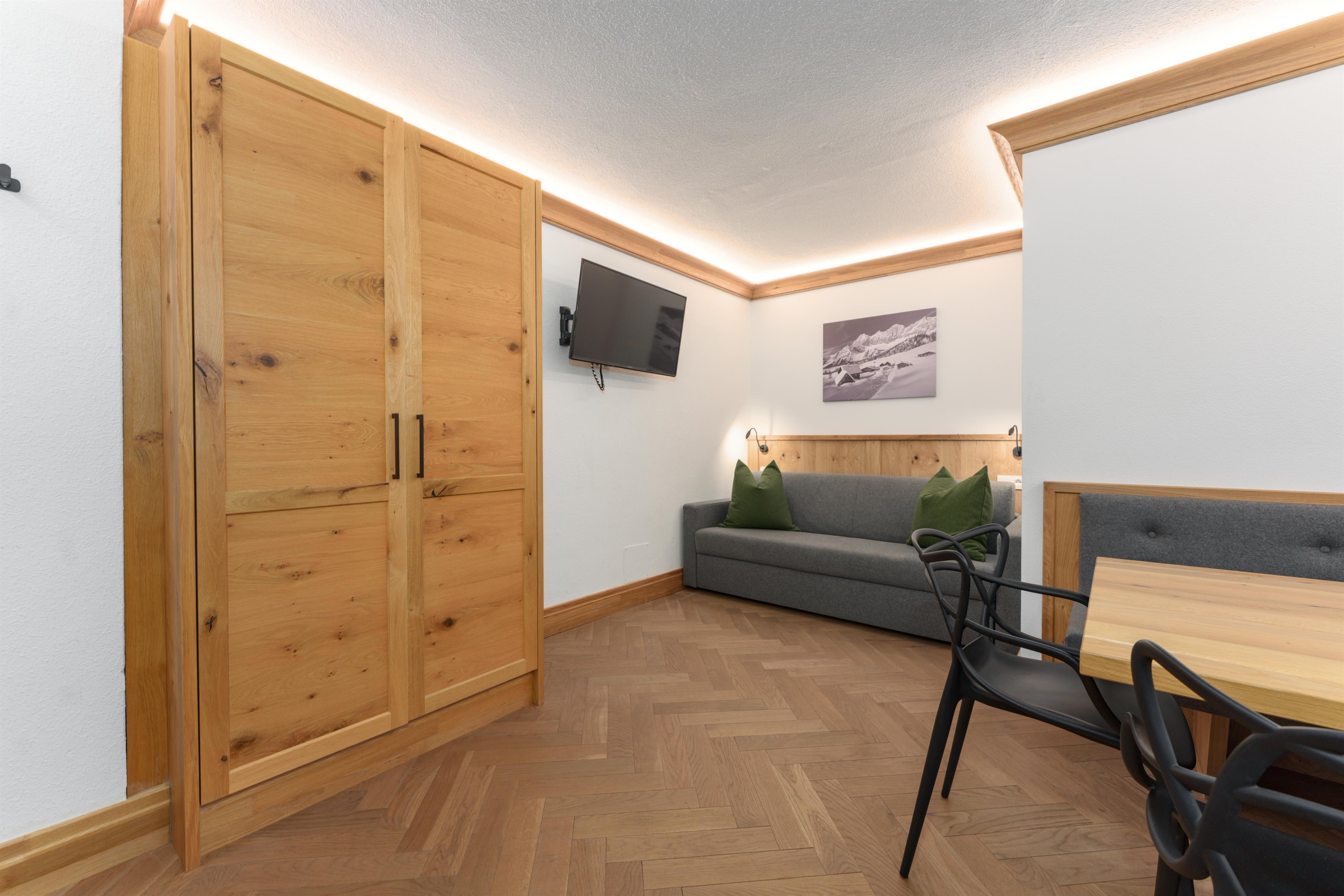 Ennsegg @slopes Top 3+4 | Right by Hauser Kaibling with shared garden, BBQ, lounge room, playground & sauna – Schladming Appartements Maria Gruber GmbH