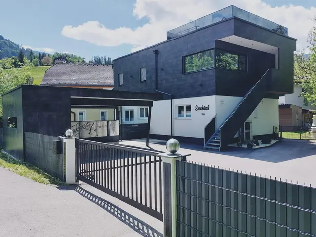 Ennshäusl | Charming garden apartment near Planai West & the town center with BBQ & EV charging — apartment at Schladming Appartements Maria Gruber GmbH, Schladming — photo 12 of 12