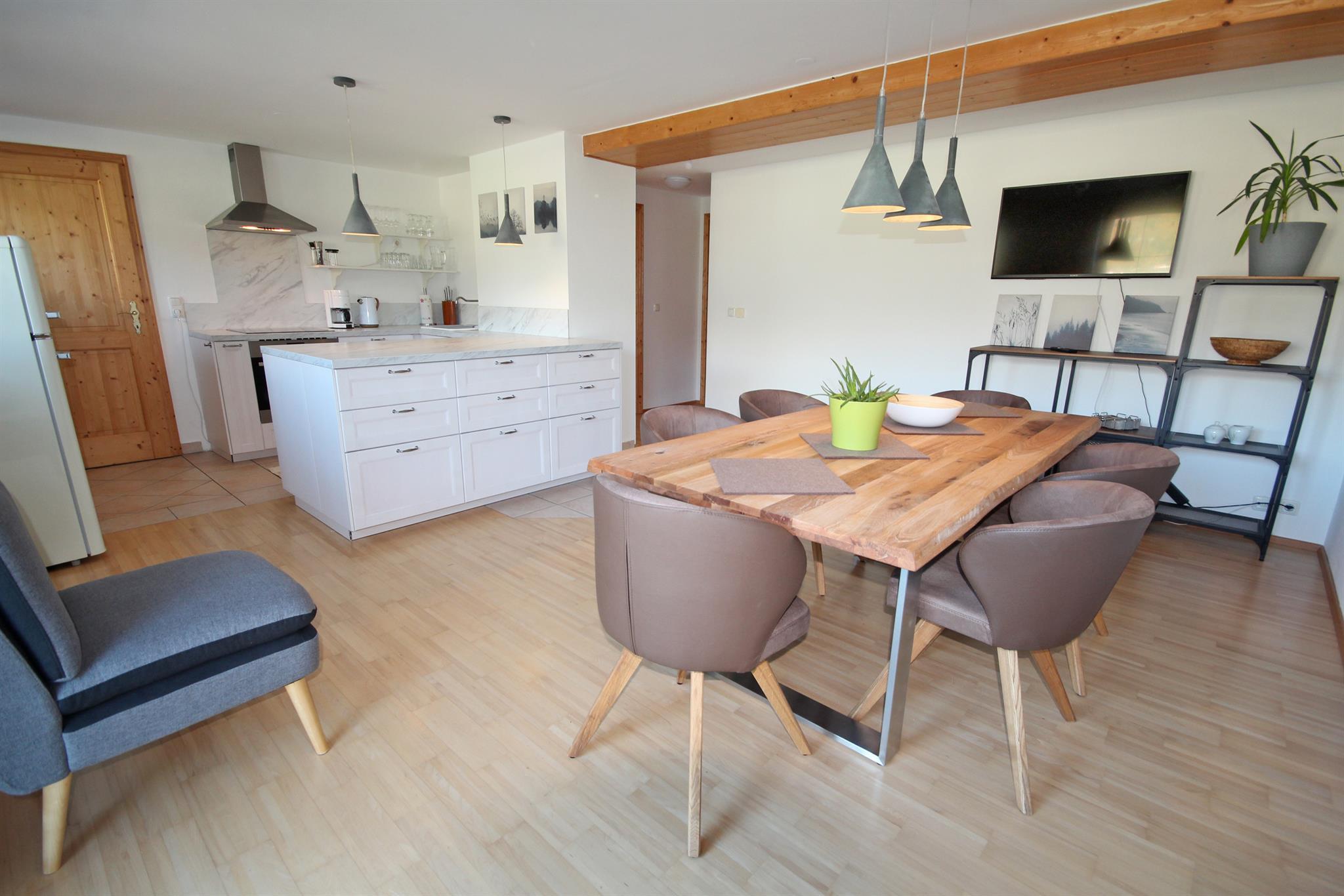 Ennsthaler XXL | Spacious retreat in a peaceful panoramic setting — apartment at Schladming Appartements Maria Gruber GmbH, Schladming — photo 6 of 30