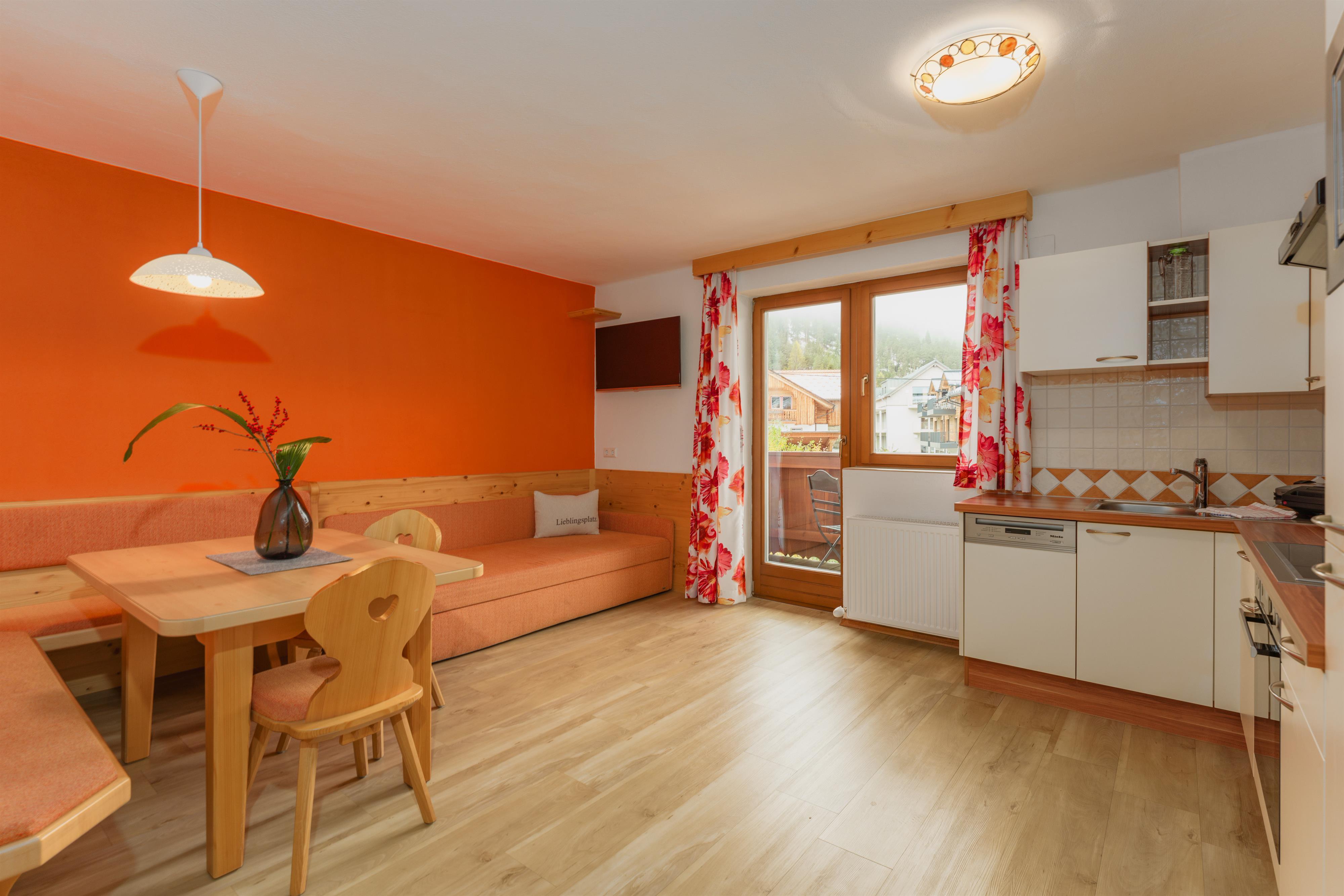 Guesthouse Sieder Green/Orange | Cosy | Cosy rustic apartment right by the Reiteralm slopes – Schladming Appartements Maria Gruber GmbH