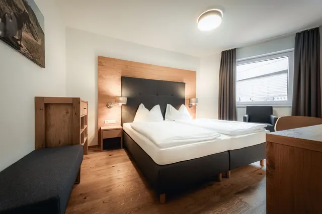 Gustav Top 1 Outdoor Spa | Urban stay with private sauna, fenced terrace, BBQ & Gustav flair — apartment at Schladming Appartements Maria Gruber GmbH, Schladming — photo 6 of 13