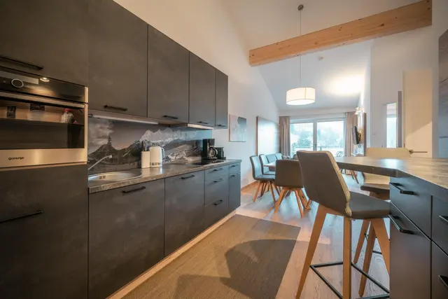 Gustav Top 10 Private Spa | Urban Sky Stay mit privater Sauna, Balkon & Hochwurzenblick — Schladming Appartements Maria Gruber GmbH, Schladming (4/12)