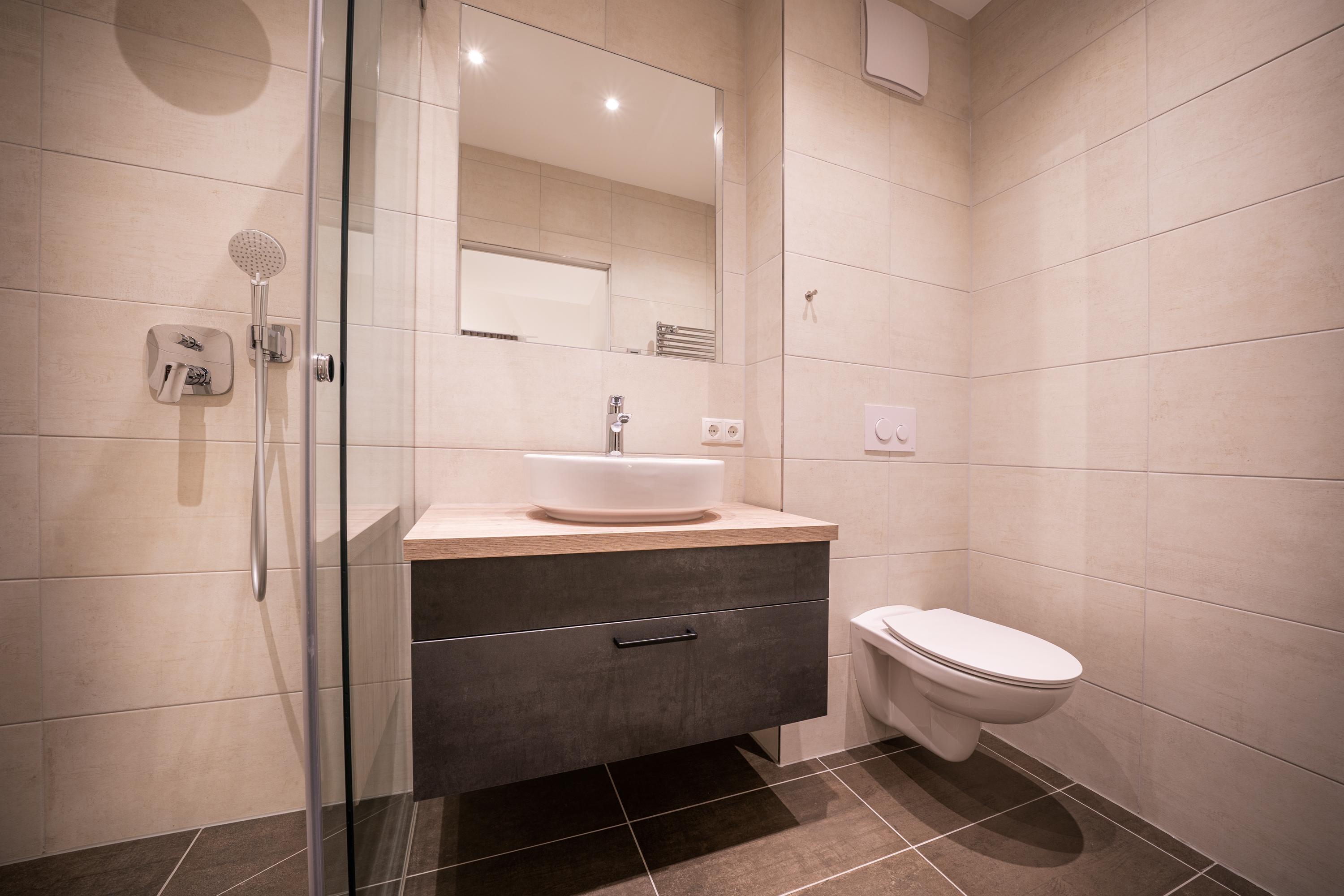 Gustav Top 10 Private Spa | Urban sky stay with private sauna, balcony & Hochwurzen views — apartment at Schladming Appartements Maria Gruber GmbH, Schladming — photo 8 of 12