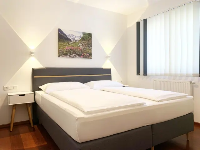 Jana | Zentral & gemütlich – alles da für den Urlaub ohne Auto | Balkon & Bergblick — Schladming Appartements Maria Gruber GmbH, Schladming (6/11)