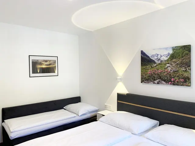 Jana | Zentral & gemütlich – alles da für den Urlaub ohne Auto | Balkon & Bergblick — Schladming Appartements Maria Gruber GmbH, Schladming (7/11)