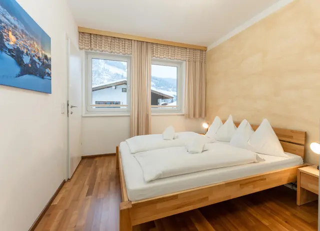 Karoline Top 4 | Ruhige Auszeit nahe Zentrum & Planai mit Westterrasse & Bergblick — Schladming Appartements Maria Gruber GmbH, Schladming (6/11)