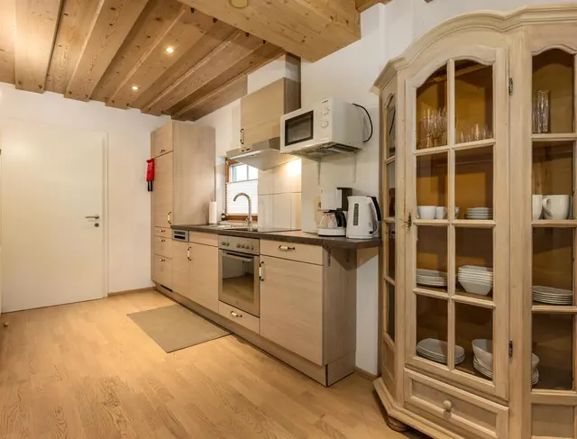 Knappenhaus Silber | Gemütliches Appartement mit Kachelofen | ruhige Zentrumslage — Schladming Appartements Maria Gruber GmbH, Schladming (3/11)
