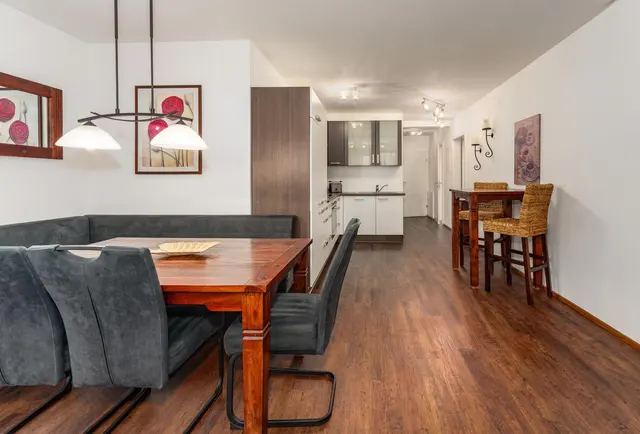 Lange Gasse | Ruhig gelegen | Balkon | mit kurzen Wegen zu Planai, Congress, Zentrum & Supermarkt — Schladming Appartements Maria Gruber GmbH, Schladming (2/9)
