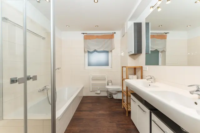 Lange Gasse | Ruhig gelegen | Balkon | mit kurzen Wegen zu Planai, Congress, Zentrum & Supermarkt — Schladming Appartements Maria Gruber GmbH, Schladming (6/9)