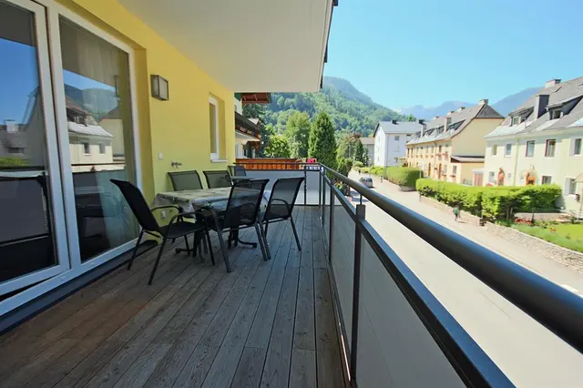 Lange Gasse | Ruhig gelegen | Balkon | mit kurzen Wegen zu Planai, Congress, Zentrum & Supermarkt — Schladming Appartements Maria Gruber GmbH, Schladming (8/9)