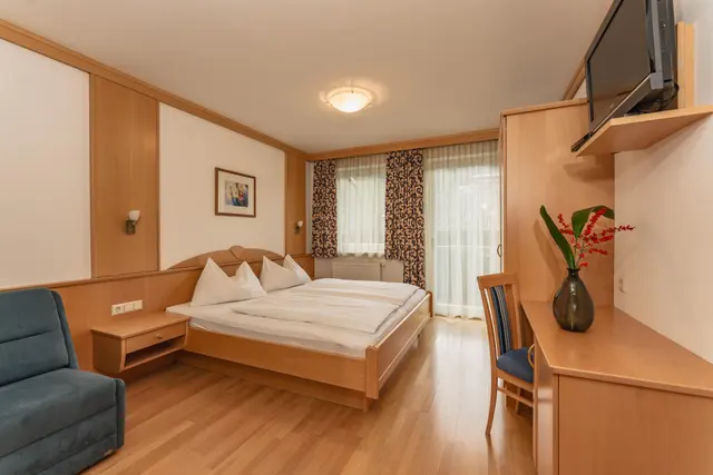 Lilie Top 5 Planai City | Komfortabler Stay mit Balkon & Planai-Blick – alles vor der Tür — Schladming Appartements Maria Gruber GmbH, Schladming (5/12)