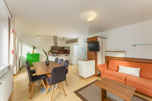 Lilie Top 6 Planai City | Comfortabel appartement met balkon en Planai-uitzicht – alles voor je deur — Schladming Appartements Maria Gruber GmbH, Schladming (2/13)