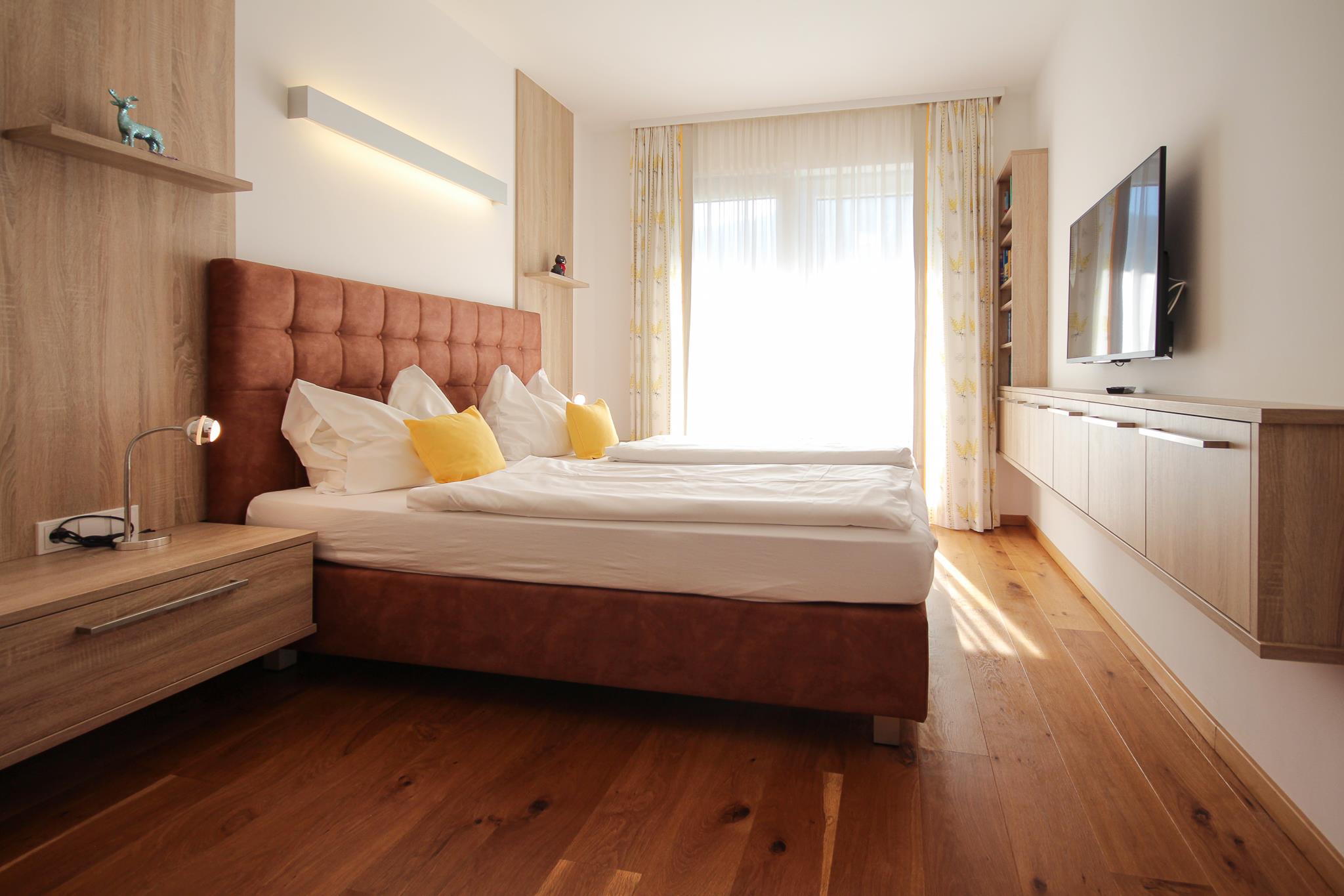 Planai West | Year-round activity base right by the Planai West slopes with Dachstein views — apartment at Schladming Appartements Maria Gruber GmbH, Schladming — photo 2 of 17