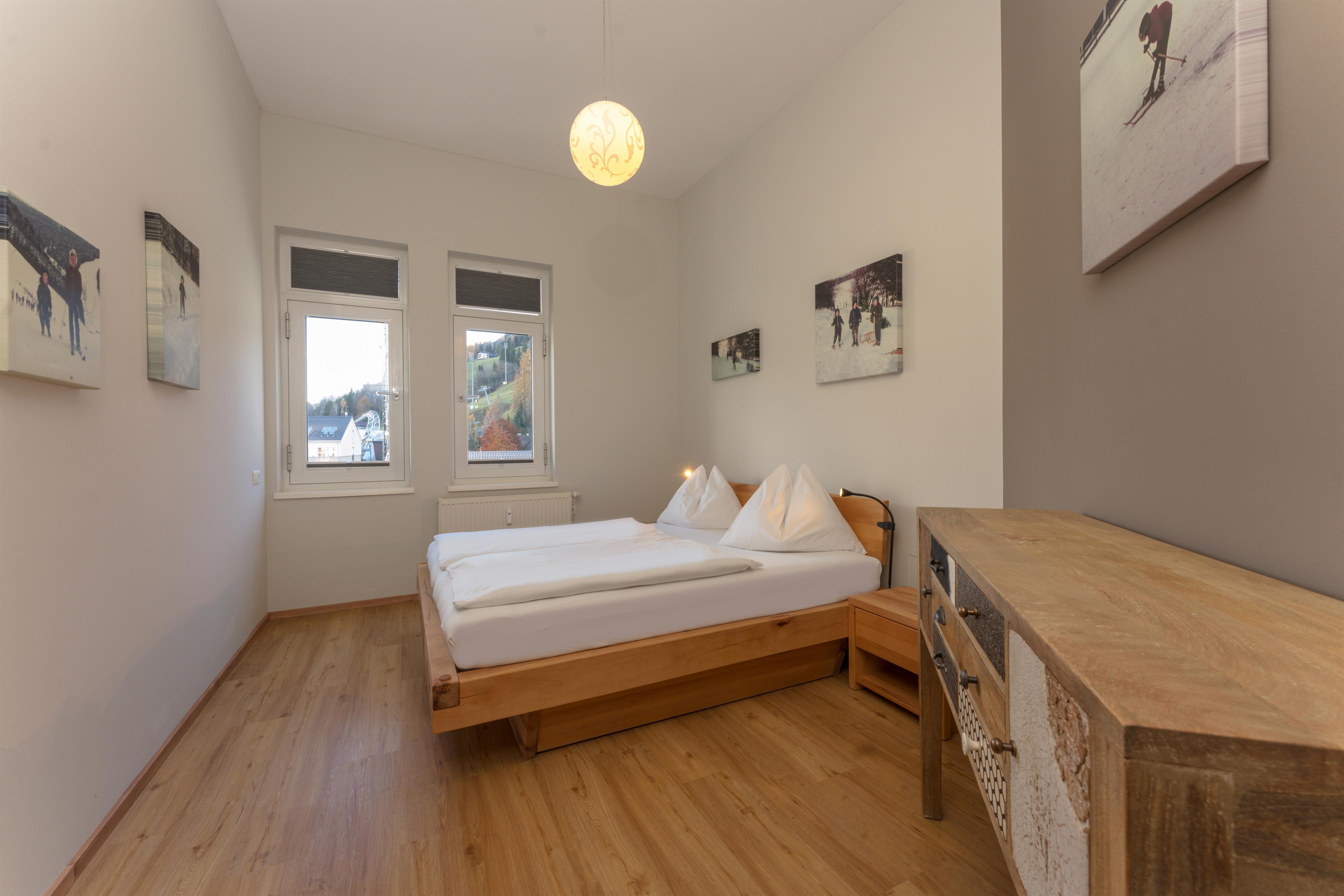 Schneider XL | Effortlessly elegant premium apartment in the heart of Schladming near Planai — apartment at Schladming Appartements Maria Gruber GmbH, Schladming — photo 9 of 17