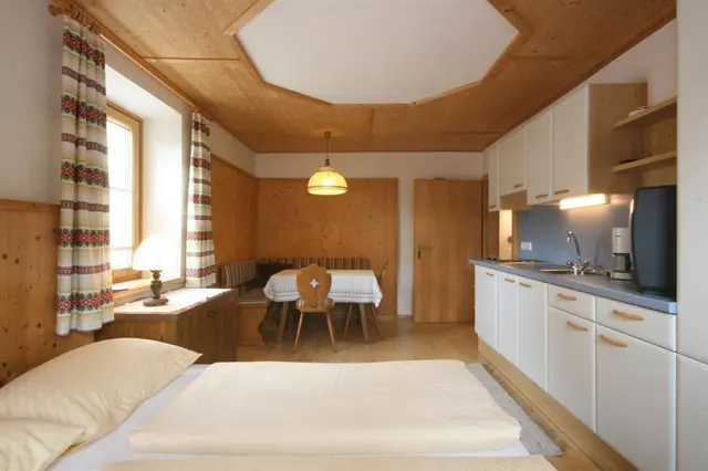 Schwaiger Top 4 | Traditionelles Stadtappartement in Toplage nahe Planai — Schladming Appartements Maria Gruber GmbH, Schladming (3/8)