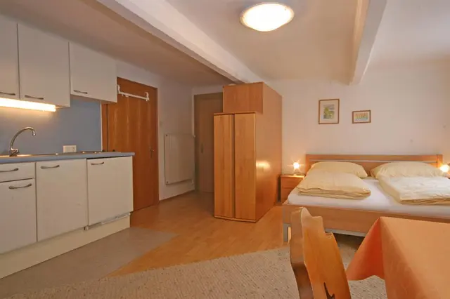 Schwaiger Top 5 | Studio |Traditionelles Stadtappartement in Toplage nahe Planai — Schladming Appartements Maria Gruber GmbH, Schladming (3/8)