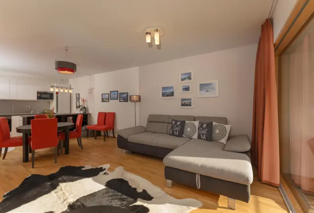 Sonnenhang Top 11 | Panorama apartment in a quiet, sunny view location — apartment at Schladming Appartements Maria Gruber GmbH, Schladming — photo 2 of 10