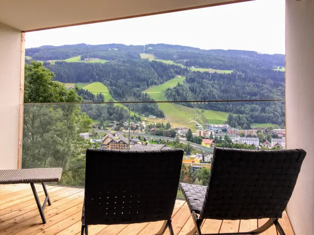 Sonnenhang Top 11 | Panorama apartment in a quiet, sunny view location — apartment at Schladming Appartements Maria Gruber GmbH, Schladming — photo 9 of 10