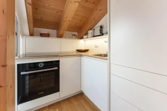 Stadtdomizil Top 12a | Stylish penthouse-style apartment with sheltered terrace & Planai views near the town center & Planai — Schladming Appartements Maria Gruber GmbH, Schladming (2/11)