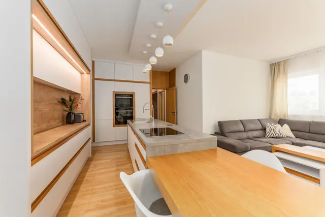 Stadtdomizil Top 4 XXL Planai View | Spacious XXL apartment with terrace & Planai views in a prime central location – Schladming Appartements Maria Gruber GmbH