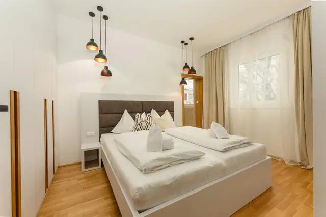 Stadtdomizil Top 4 XXL Planai View | großzügiges-Apartment mit Terrasse & Planai-Blick in zentraler Bestlage nahe Planai — Schladming Appartements Maria Gruber GmbH, Schladming (9/17)