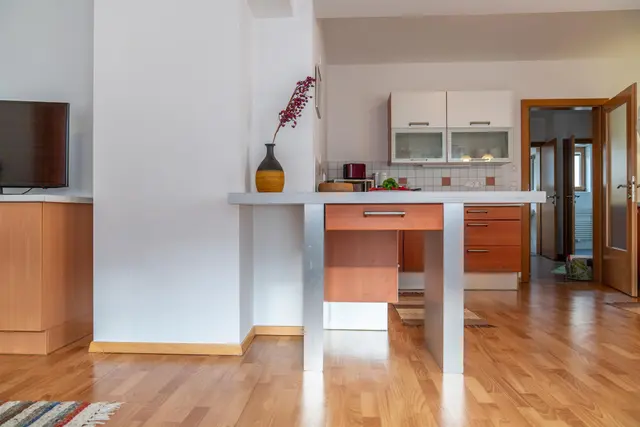 Steirergasse Stoder | Urban Stay im Zentrum Schladming mit Balkon & Planai-Blick — Schladming Appartements Maria Gruber GmbH, Schladming (4/12)