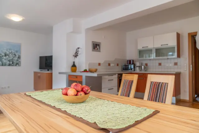 Steirergasse Stoder | Urban Stay im Zentrum Schladming mit Balkon & Planai-Blick — Schladming Appartements Maria Gruber GmbH, Schladming (5/12)