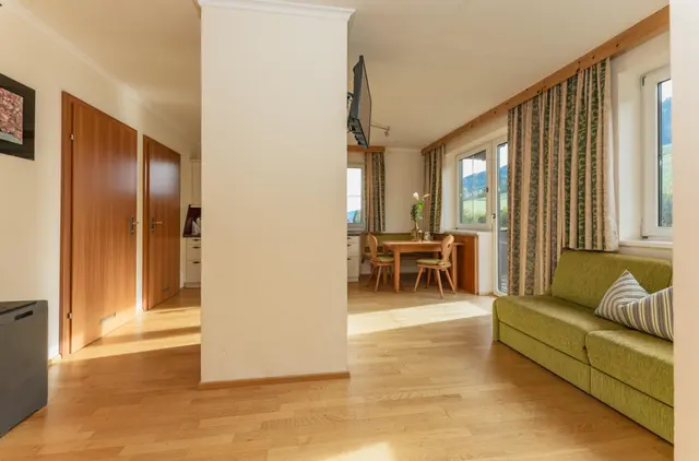 Stögergut Waldheimat | Nature-close farm stay with balcony, Dachstein views & country charm — apartment at Schladming Appartements Maria Gruber GmbH, Schladming — photo 4 of 8