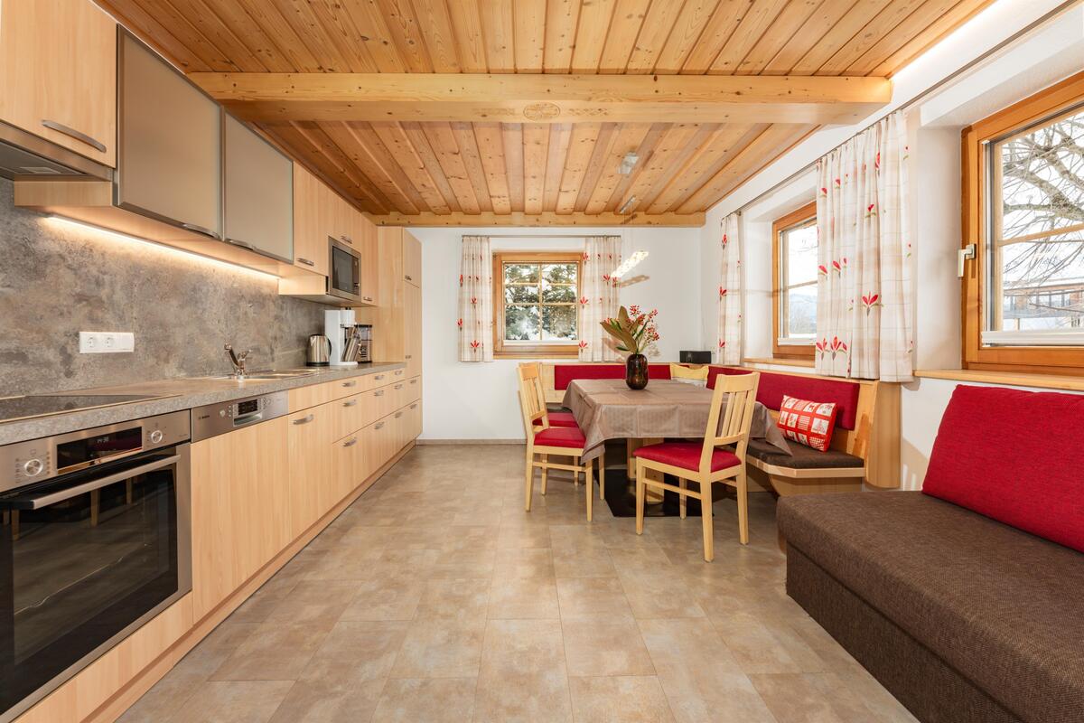 Stubeck | Rustic alpine base right by the slopes, hiking & biking trails — apartment at Schladming Appartements Maria Gruber GmbH, Schladming — photo 3 of 11