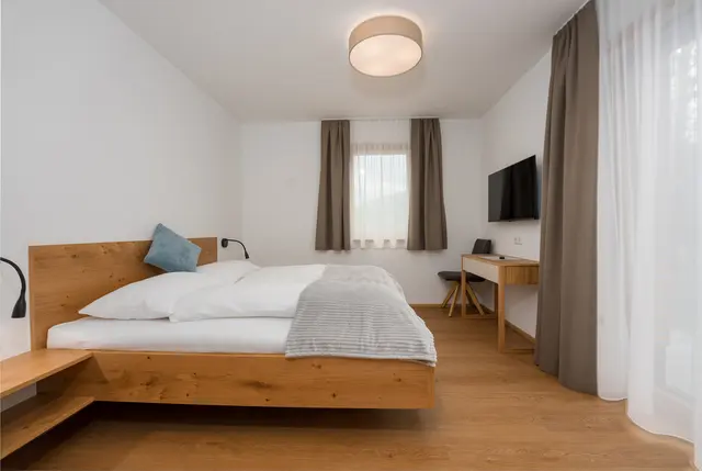 Sun Chalet, apartment Hochwurzen, terrace, mountain view, directly at the slopes — apartment at Schladming Appartements Maria Gruber GmbH, Schladming — photo 6 of 19